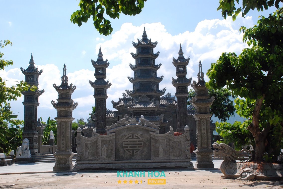 Kiến trúc Chùa Pháp Hoa Vạn Ninh