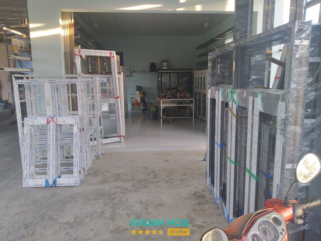 Kính nhôm KHANH PHẠM – Cam Lâm, Khánh Hòa, Việt Nam