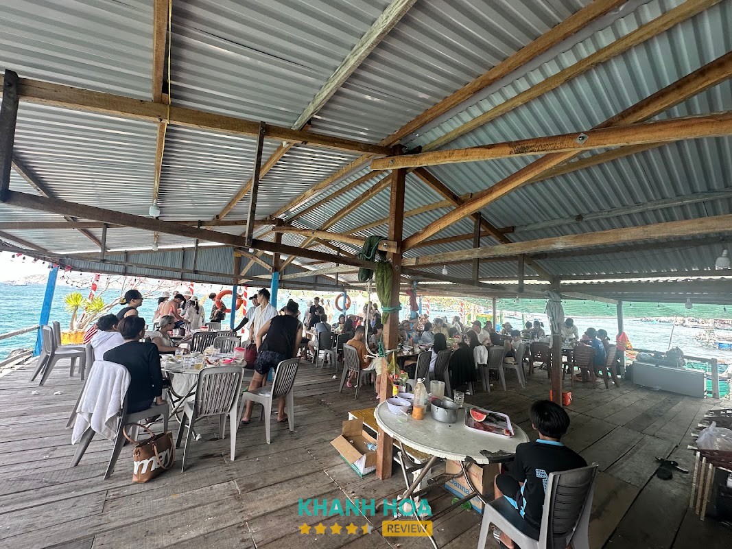 Na Tour Bình Hưng ở Cam Ranh