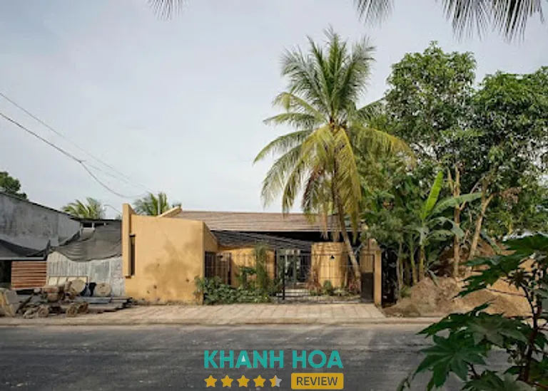 Công ty Xây Dựng Lam Sơn: 12 Phong Châu, P. Nam Nha Trang