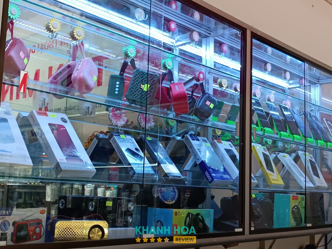 Cửa Hàng Điện Thoại Tiến Minh ở Nam Nha Trang