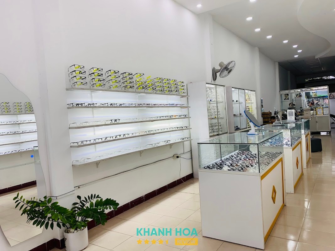 Mắt Kính Á Âu – hình ảnh 3