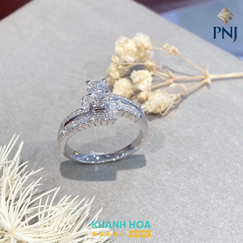 PNJ Vincom+ Ninh Hòa – hình ảnh 2