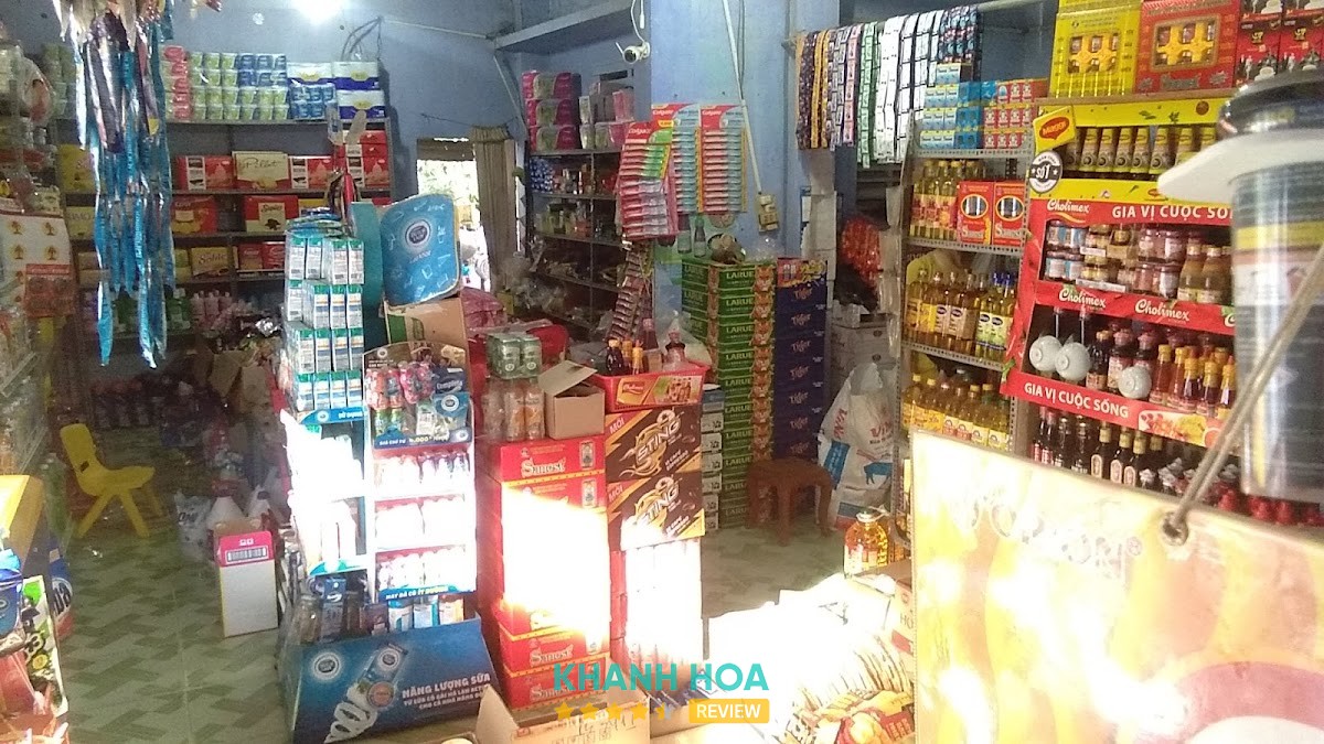 Tạp hóa Trinh Cam Lâm