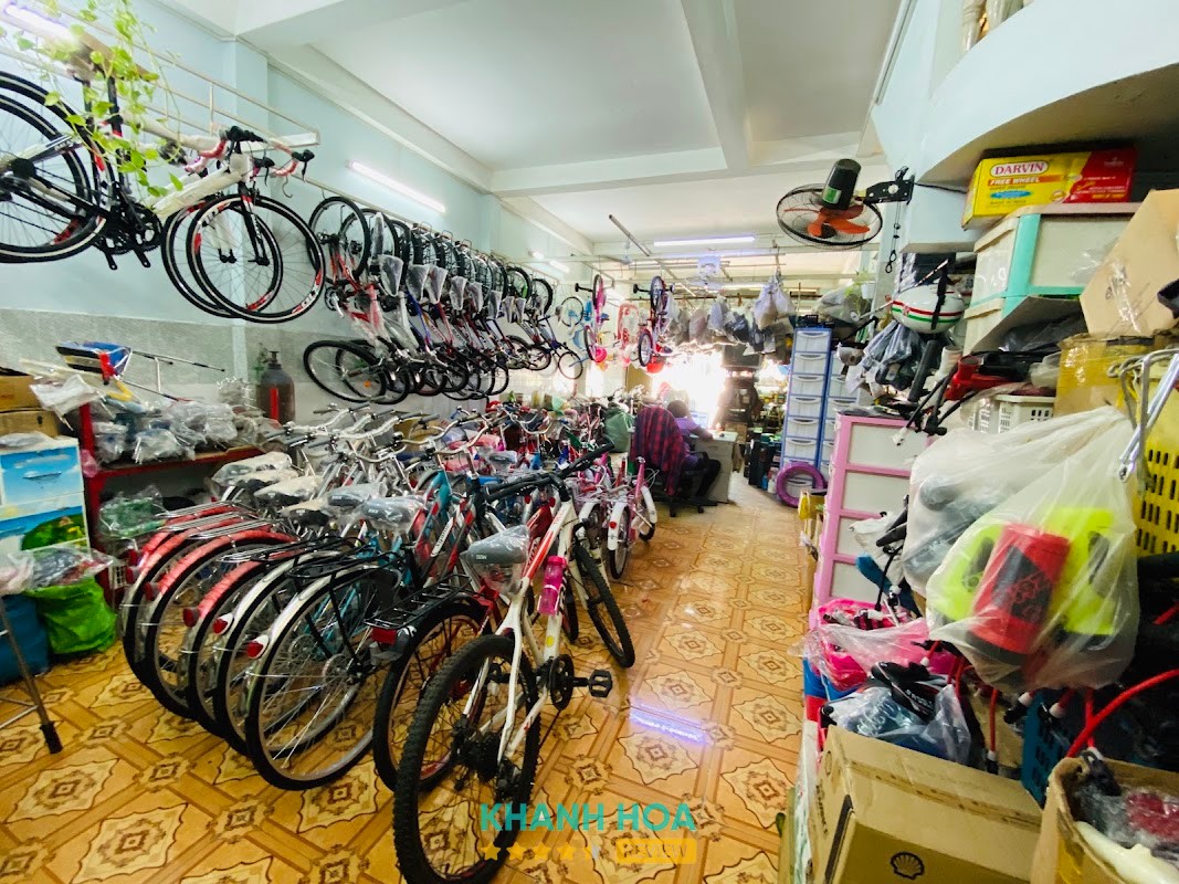 Cửa Hàng Xe Đạp, Xe điện Nga – hình ảnh 2