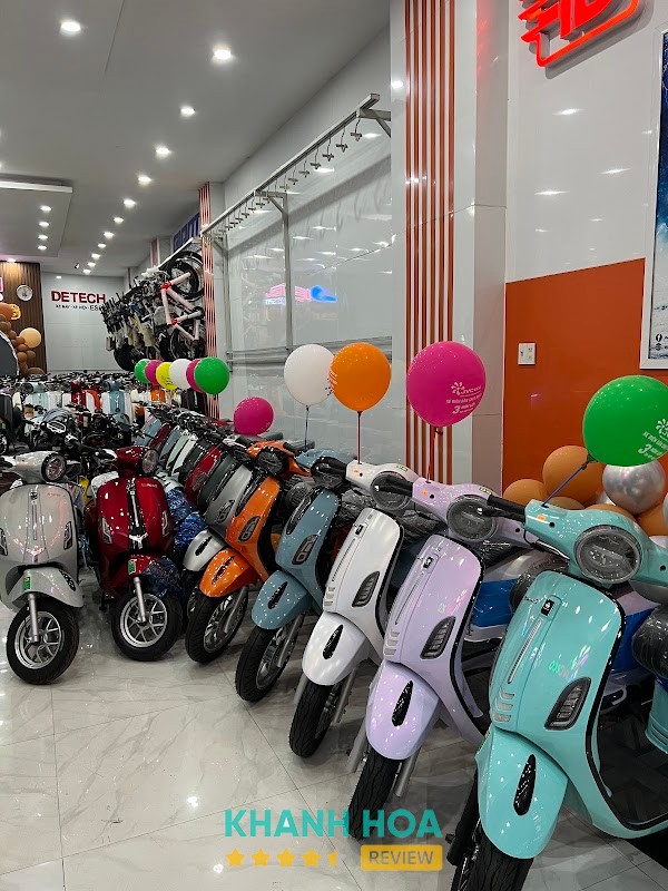 Khu vực trưng bày xe Chung Dung