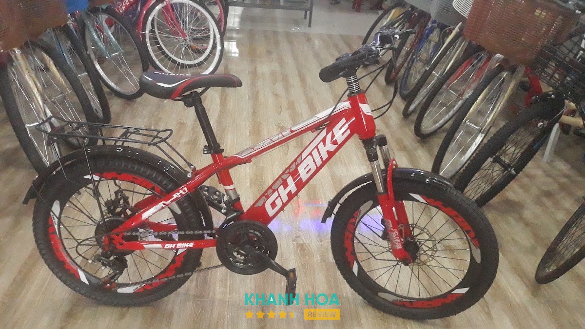 Không gian Xe Điện Việt Nhật
