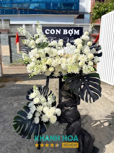 VÒNG HOA ĐÁM TANG THÁP CHÀM NINH THUẬN – hình ảnh 2