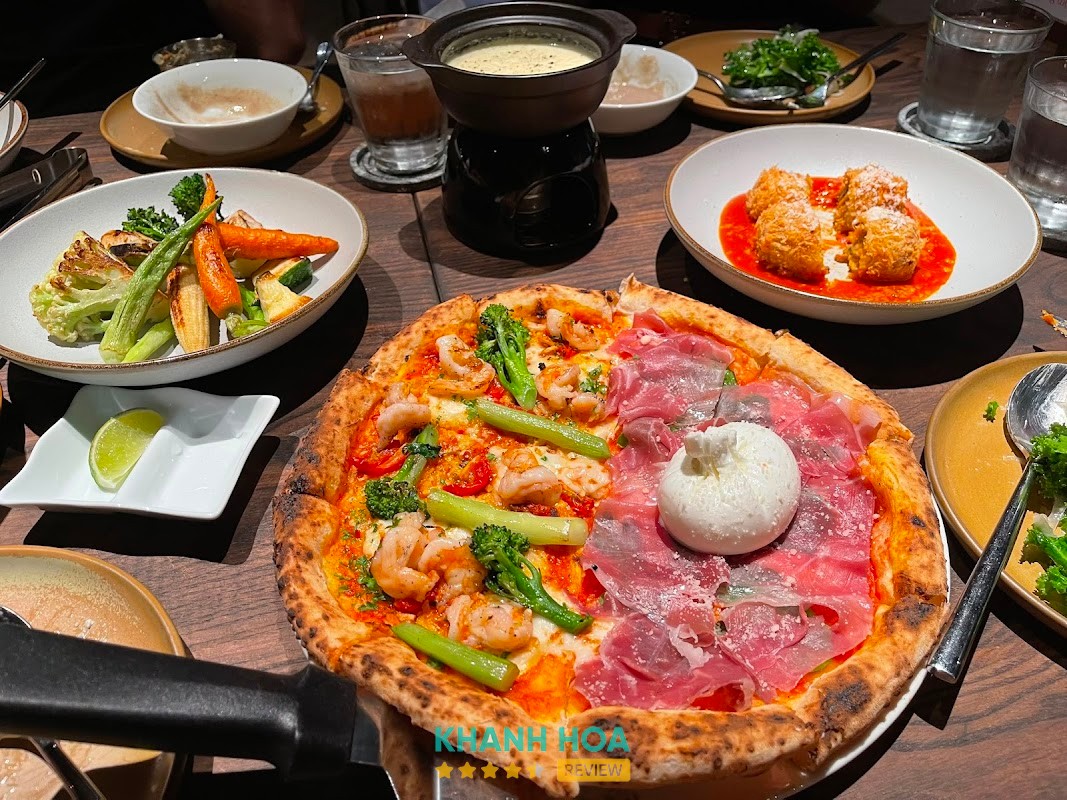 Pizza 4P's AB Central Square - hình ảnh 3