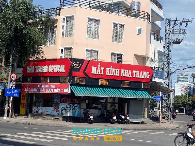 Mắt Kính Nha Trang