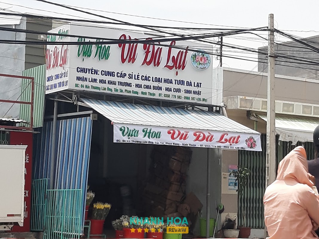 Shop Hoa Vũ – 4 Hải Thượng Lãn Ông