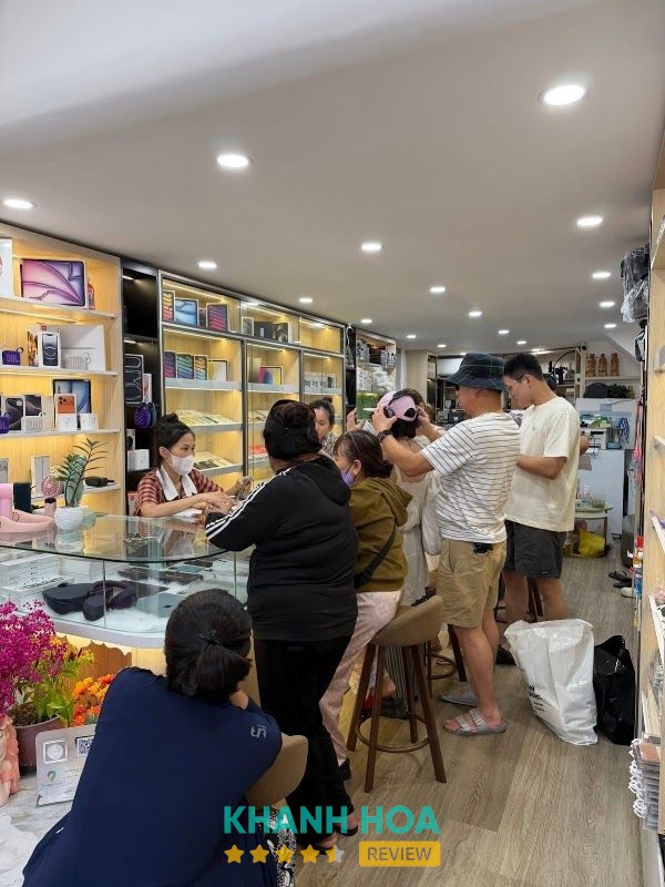 HAISP Store Phone Laptop