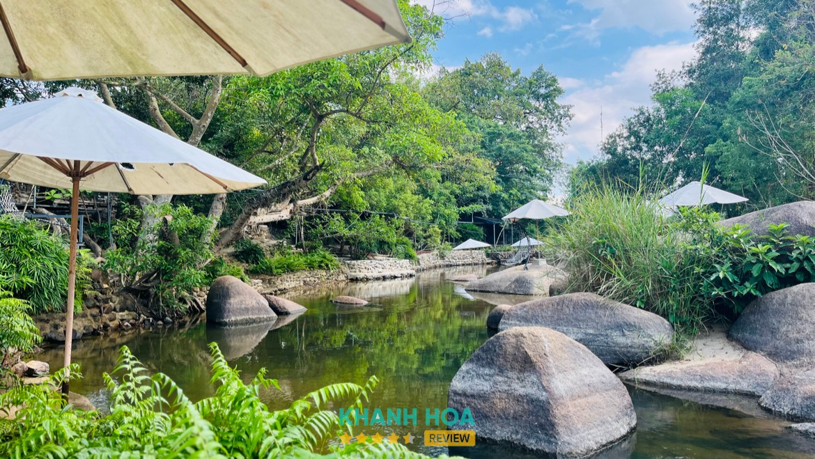 Suối Mơ Dốc Tình Glamping & Retreat – hình ảnh 1