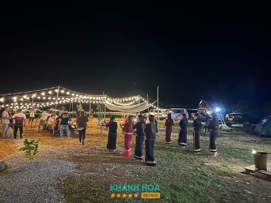 Moon Campsite – hình ảnh 1
