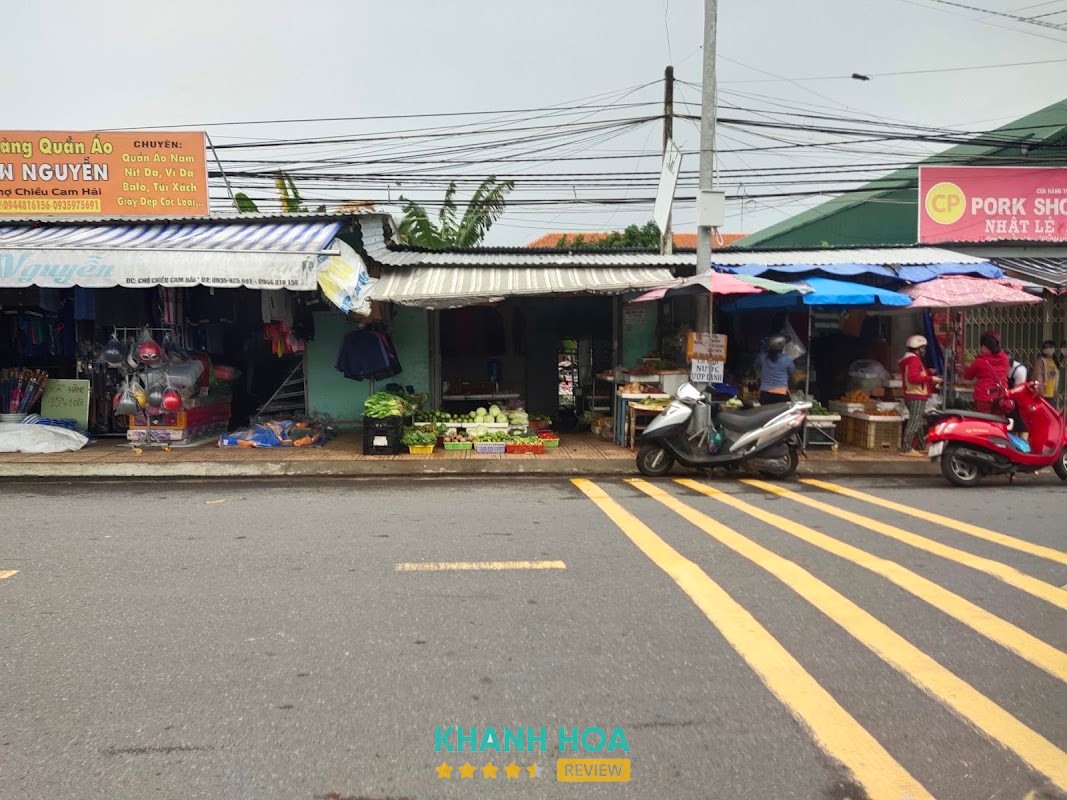 Chợ Cam Hải Cam Lâm