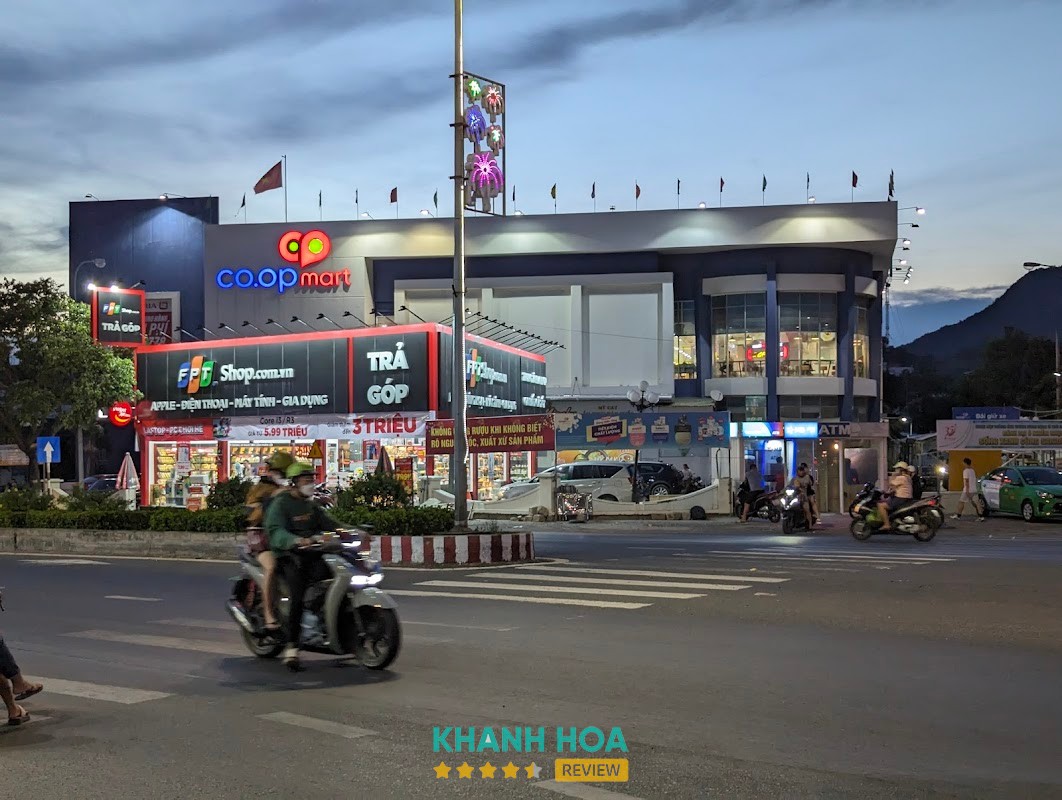 Co.opmart Cam Ranh – hình ảnh thực tế
