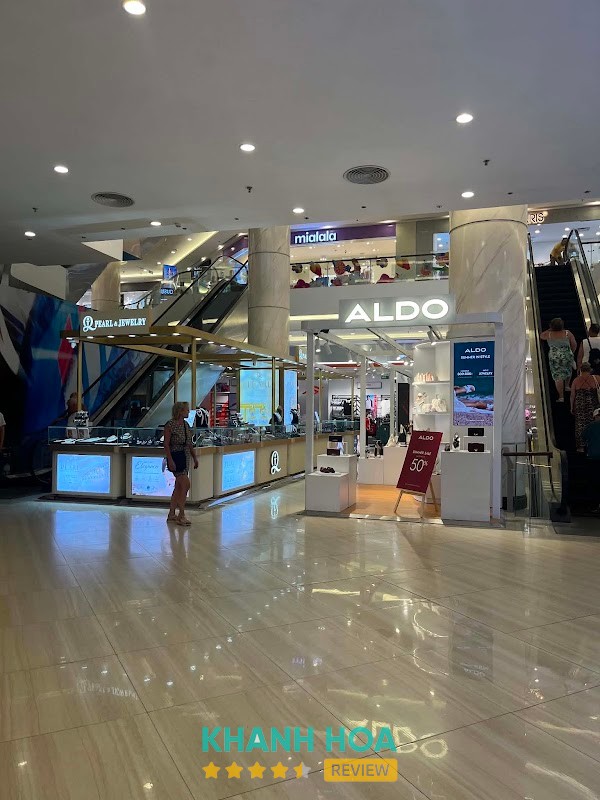 Vincom Plaza Lê Thánh Tôn – hình ảnh 2