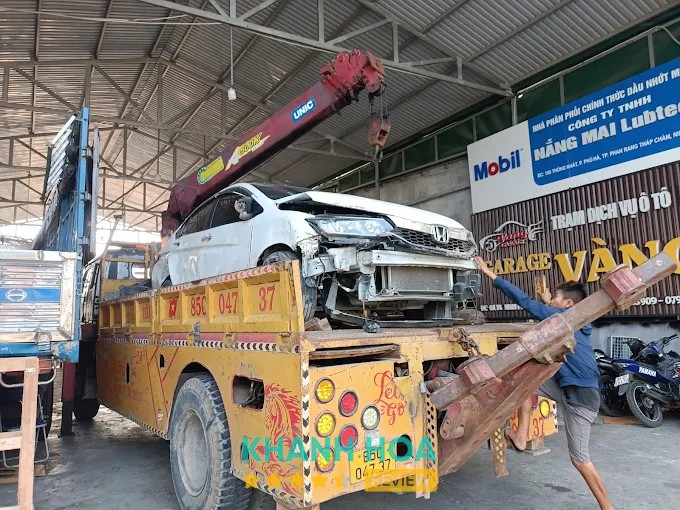 Ôtô vàng Ninh Thuận