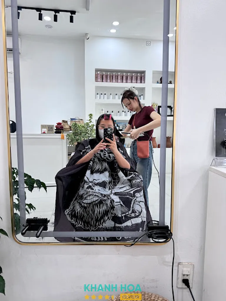 Hair Beauty Salon Diễm: 30E Nguyễn Thị Minh Khai, P. Đông Hải