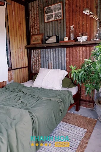 Không gian mộc mạc Nhà Tôn Old Home