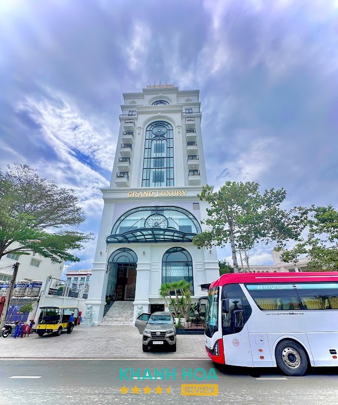 Grand Luxury Hotel Đông Hải