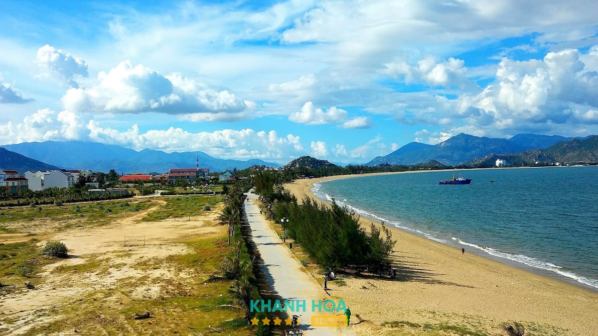 Công Viên Biển Bình Sơn