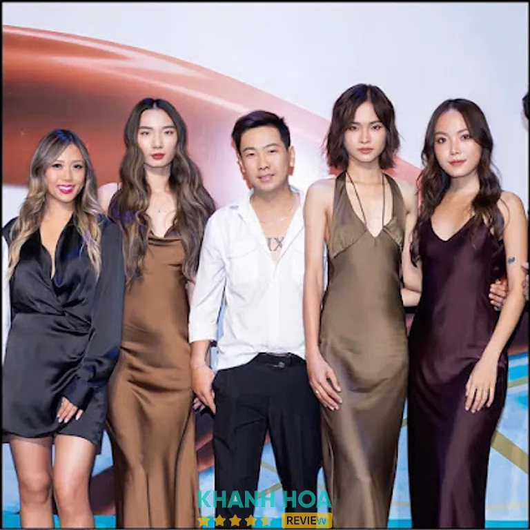 New Wave Hair Salon: 280 Nguyễn Thị Minh Khai, P. Nha Trang