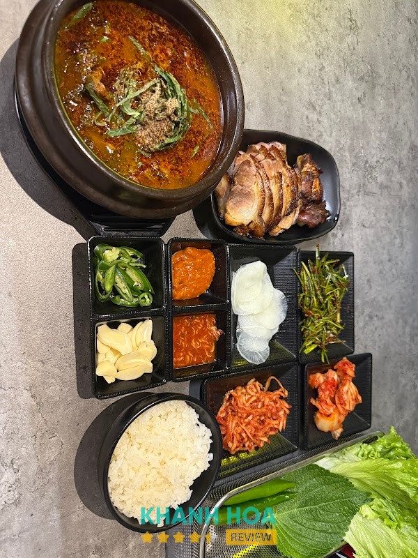 나트랑 맛집 족발신선생 JokSin NhaHang - ảnh 3