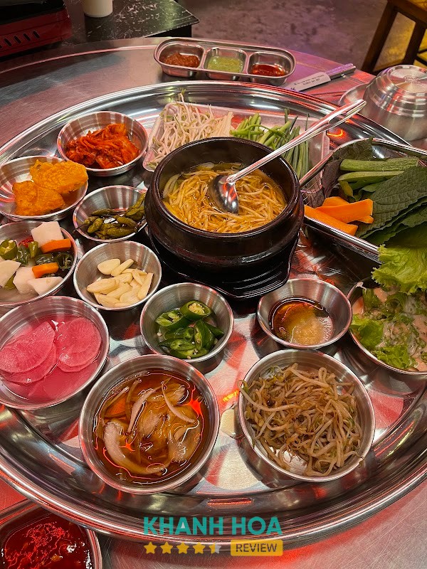 Tong Tong BBQ & Drink Korean Nha Trang 통 통 - Quán nhậu kiểu Hàn 통 통 - ảnh 3