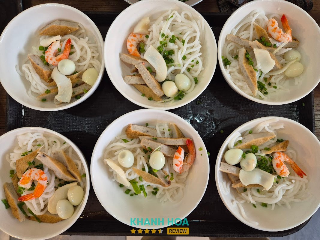 Nhà Hàng Vương Lâm