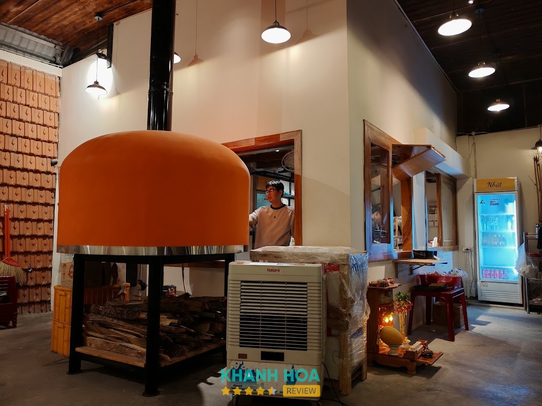 Nhặt Pizzeria Ninh Thuận