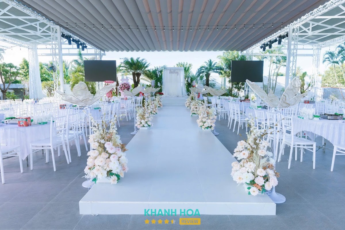 Nhà Hàng Tiệc Cưới Sơn Trang Cam Ranh