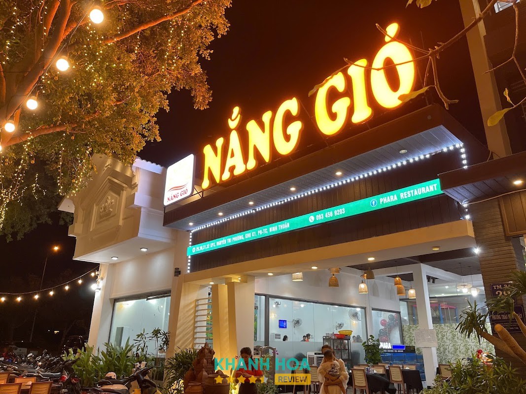 Nhà Hàng Nắng Gió