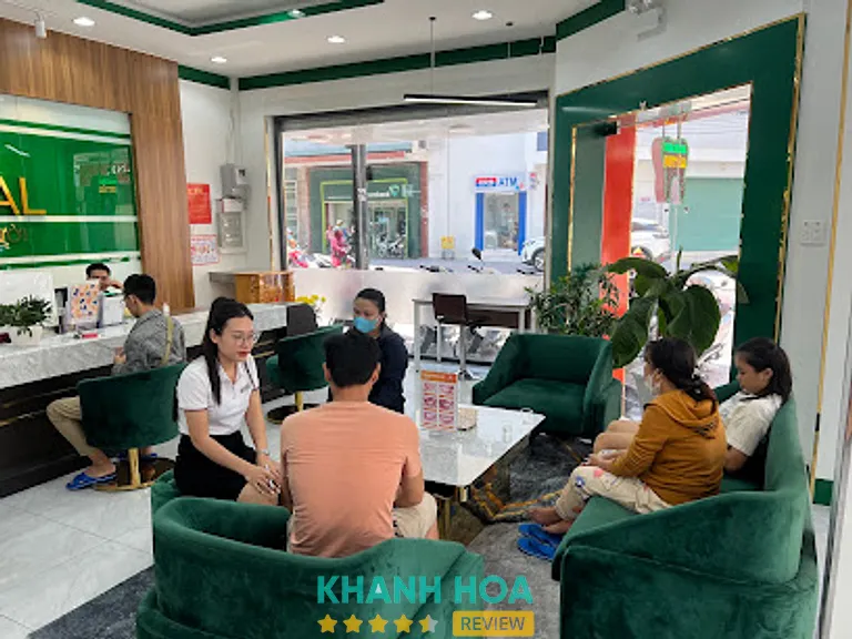 Nha khoa Duy Tâm: 140 Thống Nhất, P. Nha Trang