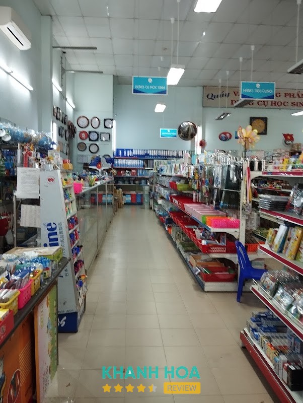 Trung Tâm Sách Tân Tiến Nha Trang