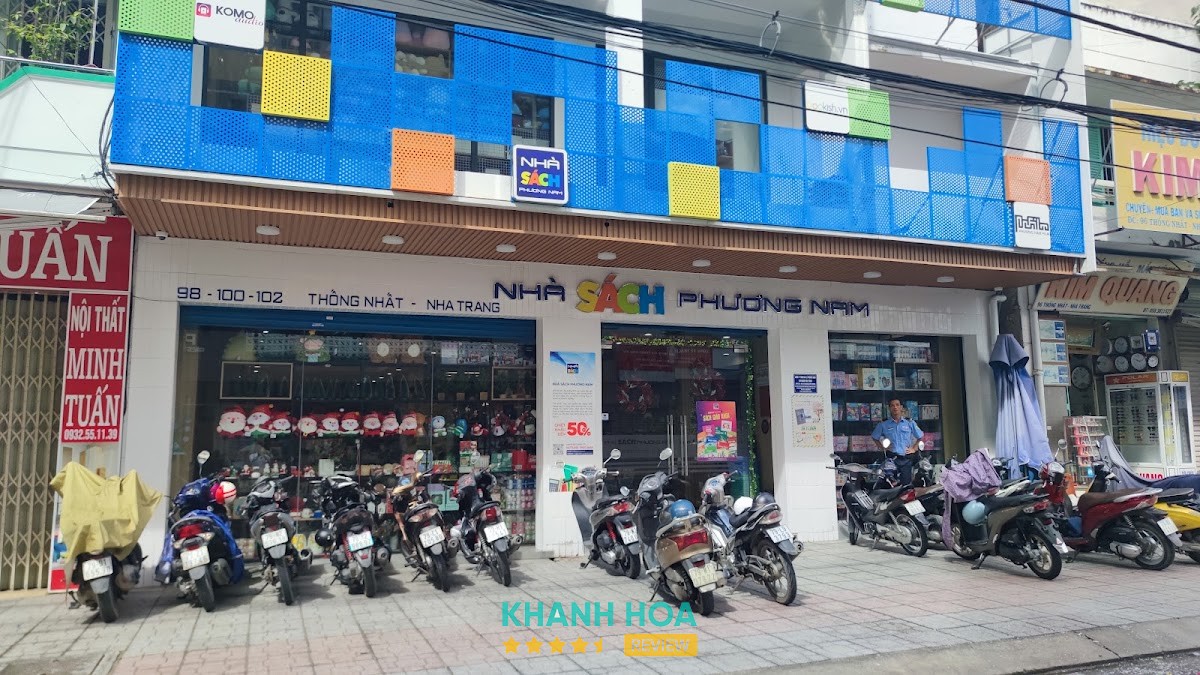 Nhà Sách Phương Nam - Nha Trang