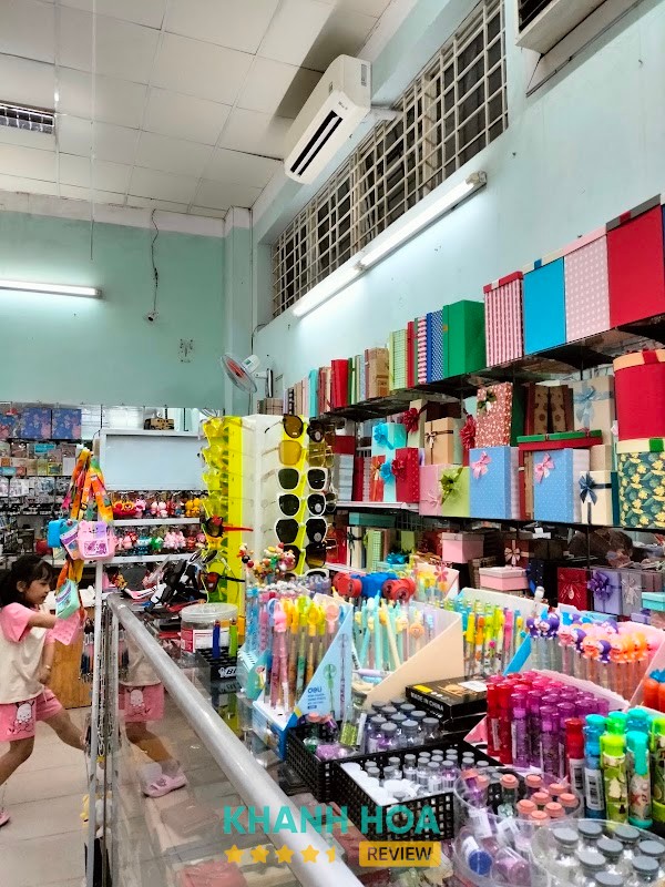 Khu mua sắm Nhà Sách Vĩnh Phước
