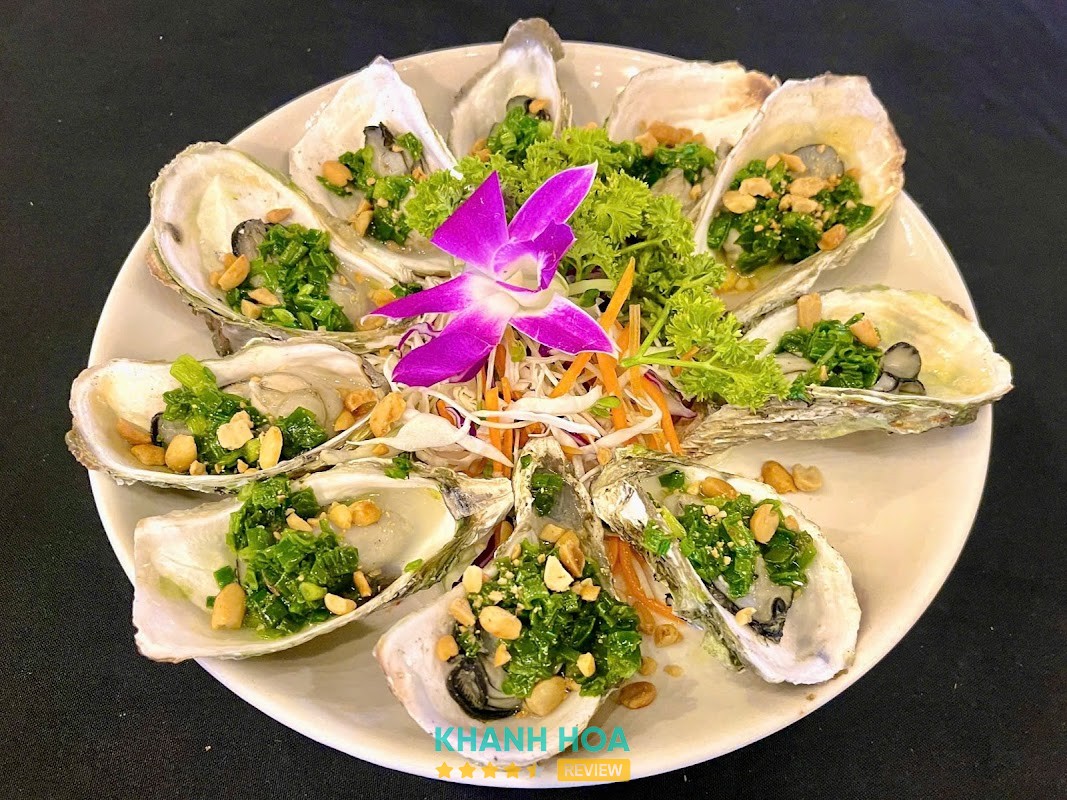 Nhà Hàng Hải Sản Hòa Eo Gió Cam Lâm
