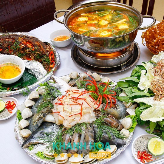 Không gian Nhà hàng Khang Việt
