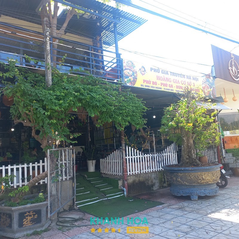 Món ăn tại Phở Hoàng Gia Cơ Sở 3
