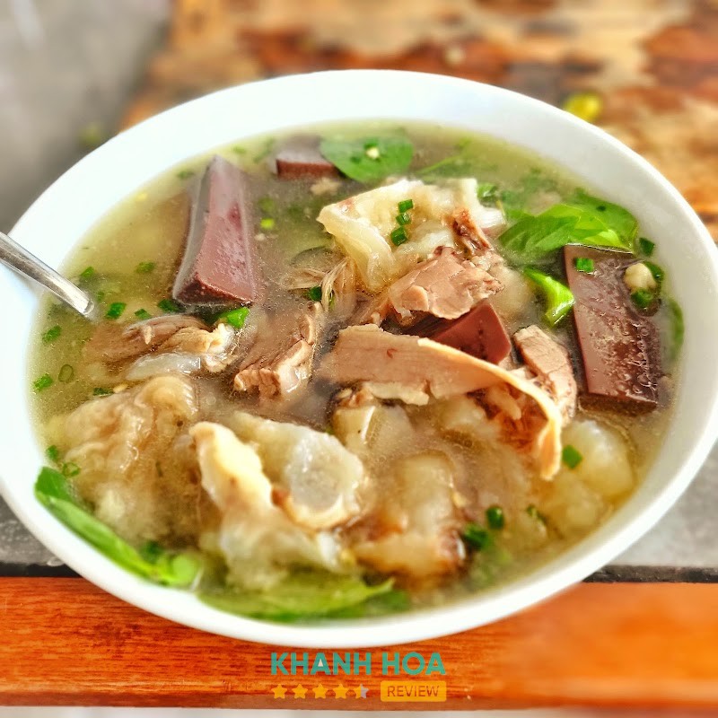 Tô phở tại Phở Toàn