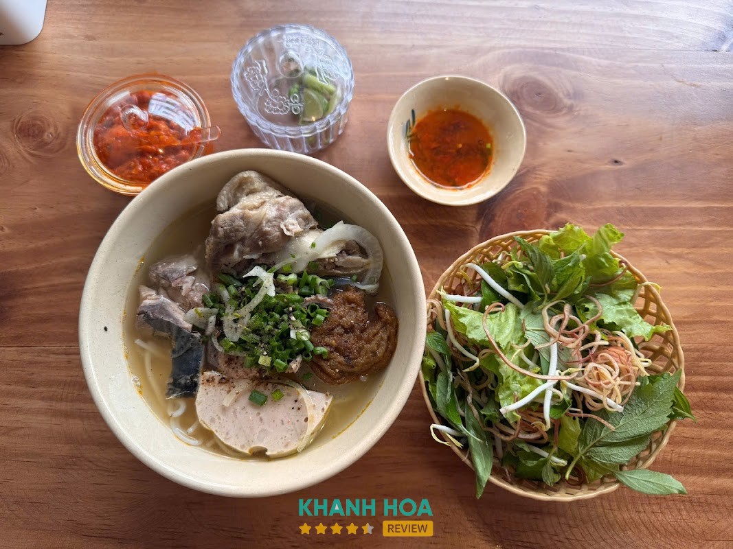 Bún Cá Hồng An tại Đông Hải