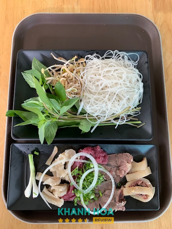 Thịt bò tại Phở Hạnh