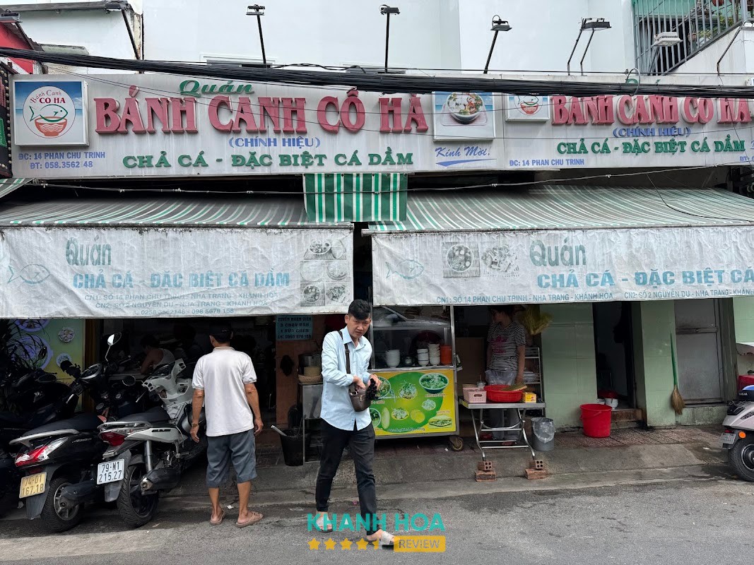 Tô bánh canh Cô Hà
