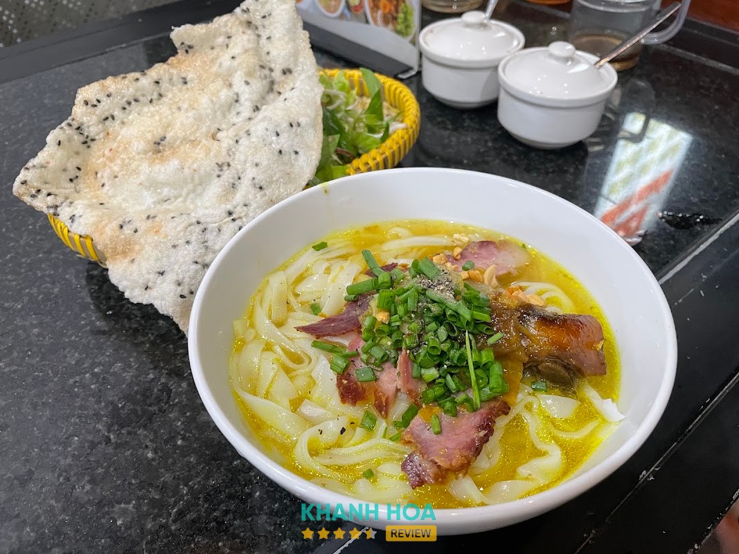 Bún Bò, Mì Quảng, Phở, Bò Kho 321 Hòn Khói