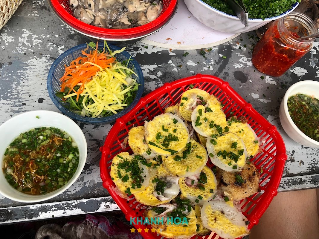 Quán Bánh Căn Lề Đường Cô Hoa – hình ảnh 3