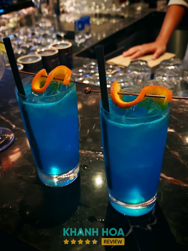 American Lounge & Bar - cocktail