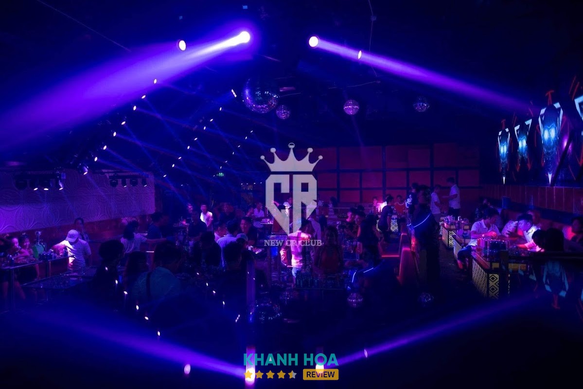 CR BEER CLUB - không gian thực tế 3