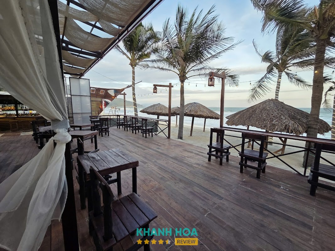 Bermuda Beach Club - Nha Trang - không gian thực tế 1