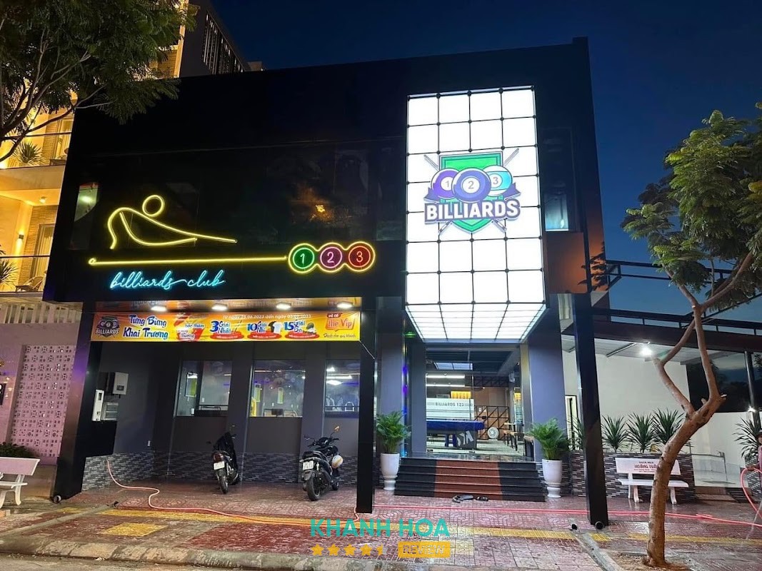 Bàn bida tại Bida 123 Billiards Club